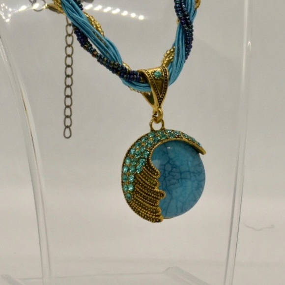 Layered Necklace! - Picture 4 of 10